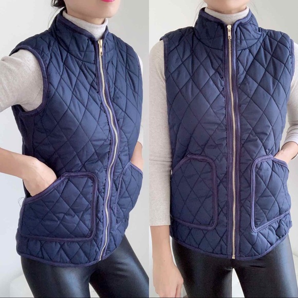 LUXE QUILTED VEST - NAVY - Picture 3 of 5
